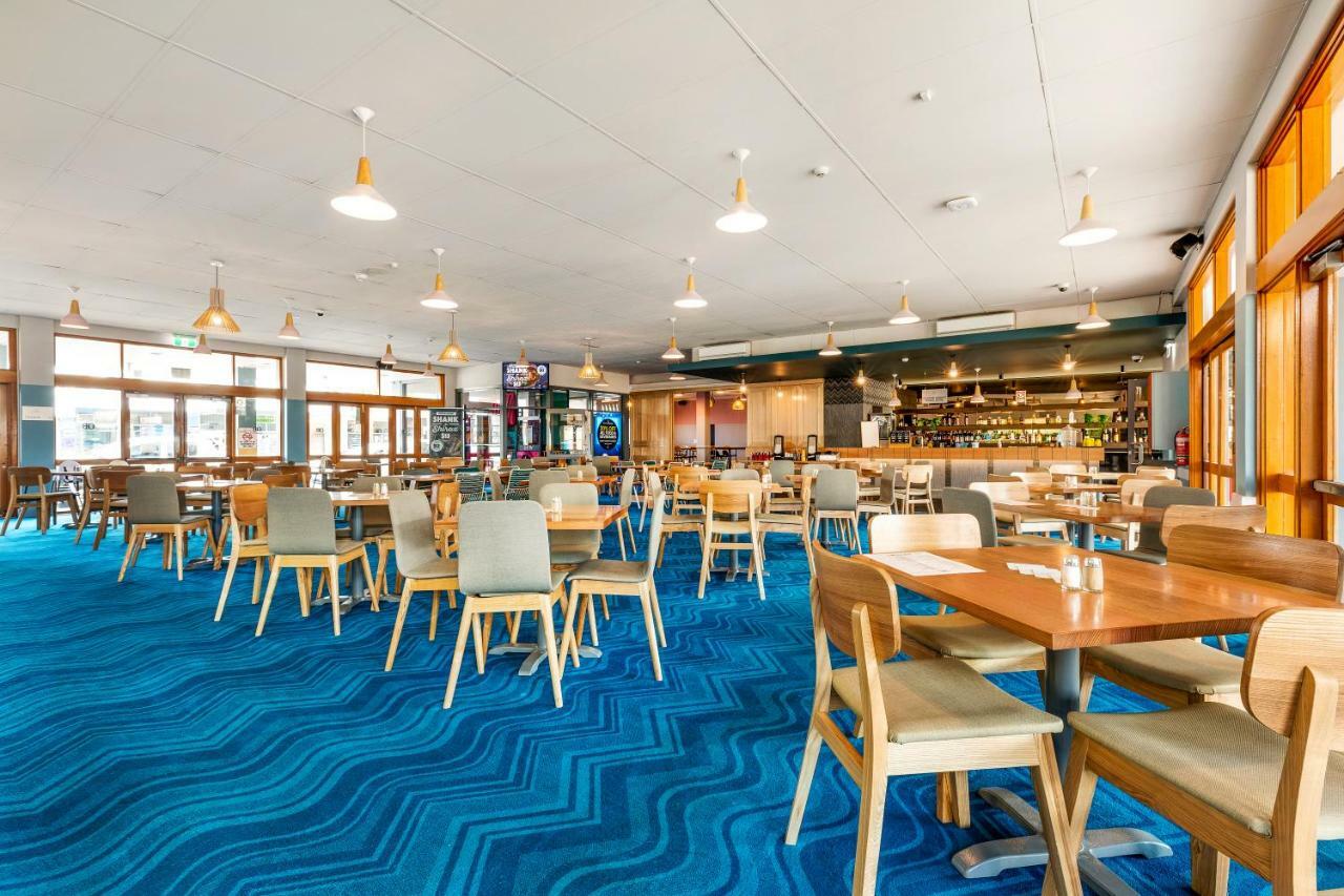 ナイトキャップ アット オーシャン ビーチ ホテル Umina Beach エクステリア 写真